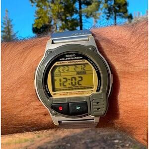 Casio A-V3 LCD digital voice recorder watch 1589 Runs Working Vintage